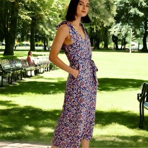 American Eagle Wide Leg Tank Boho Floral Belted Deep V Zippered Jumpsuit Size S